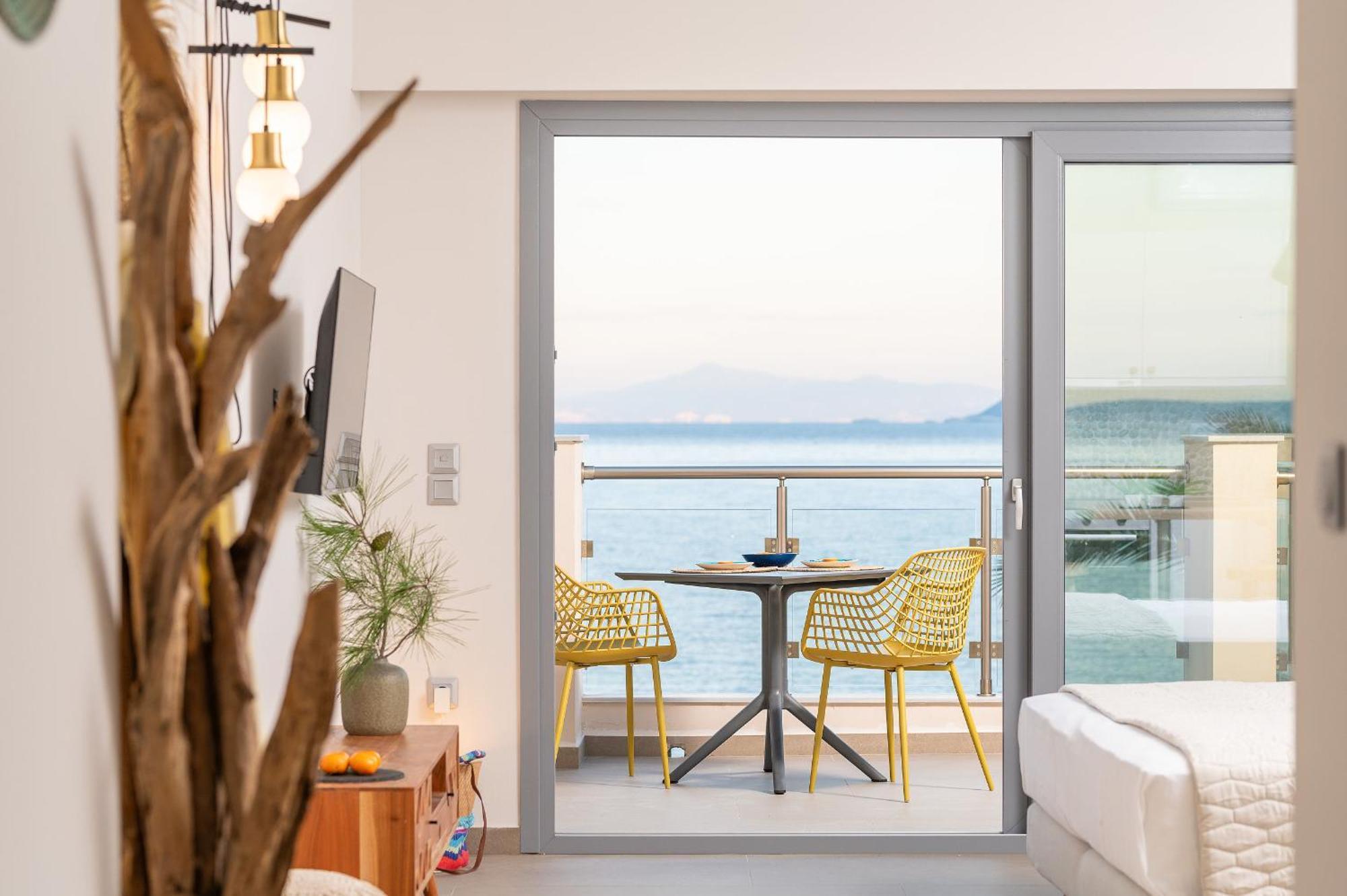 8Moons Boutique Apartments Kokkari Eksteriør billede